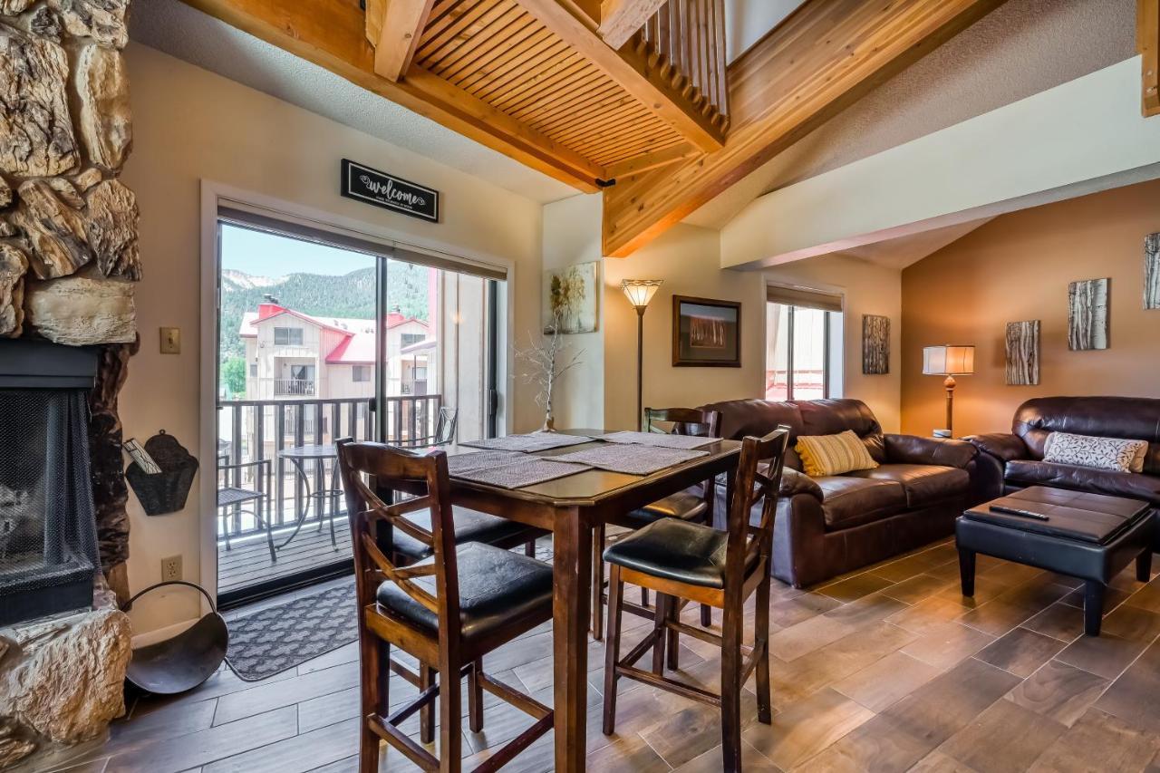Lovely Lifts West Getaway Red River Exterior foto